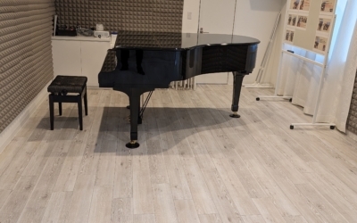 ピアノ スタジオで練習